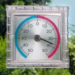 Analoges Thermometer zum Aufhängen oder hinstellen